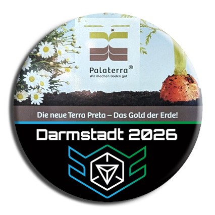 Terra Preta Infotafel auf der Mathildenhöhe - The secret of the fertile soil of the Maya in Central America, Terra Preta, was deciphered by researchers from Darmstadt, among others, and is now available for purchase as Darmstadt biochar soil.